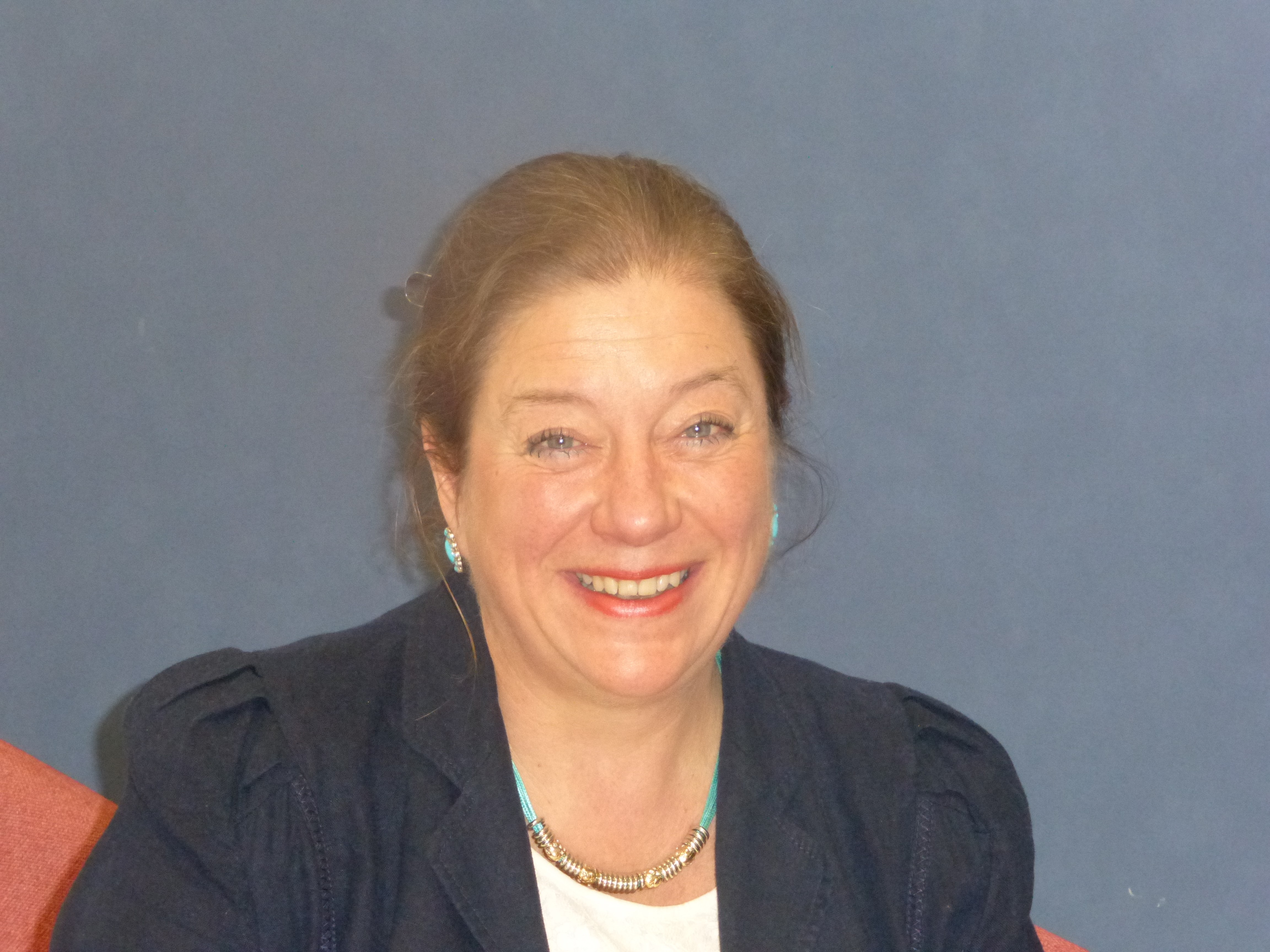 Dr Linda Edwards